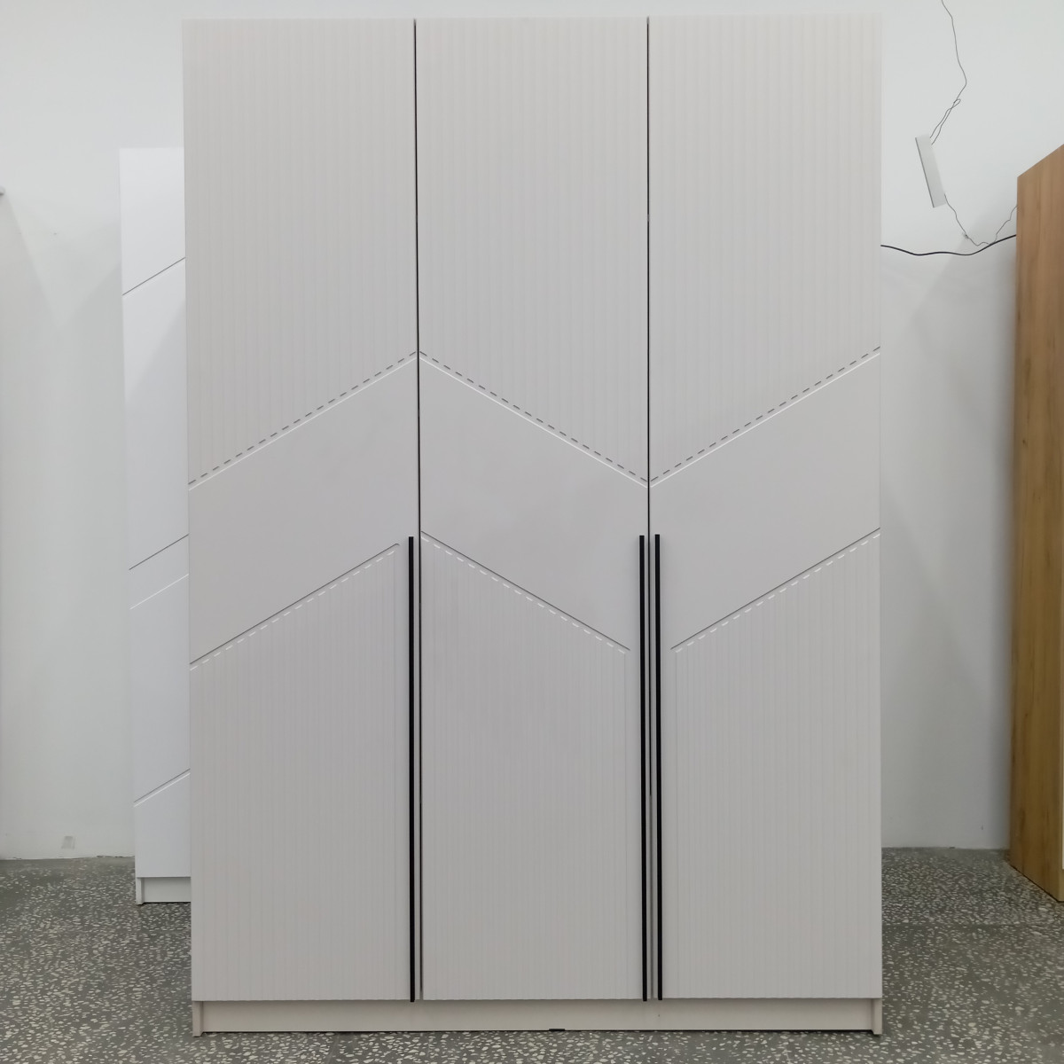 Шкаф 3-створчатый "Феникс" 0 Шкаф 3-створчатый "Феникс" 0